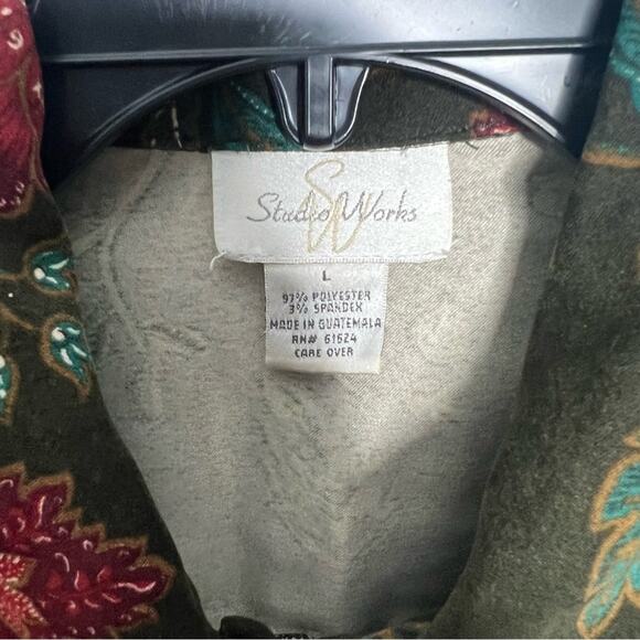Studio Works Green Red Floral Paisley Print Lightweight Jacket Women's size L - Picture 3 of 6